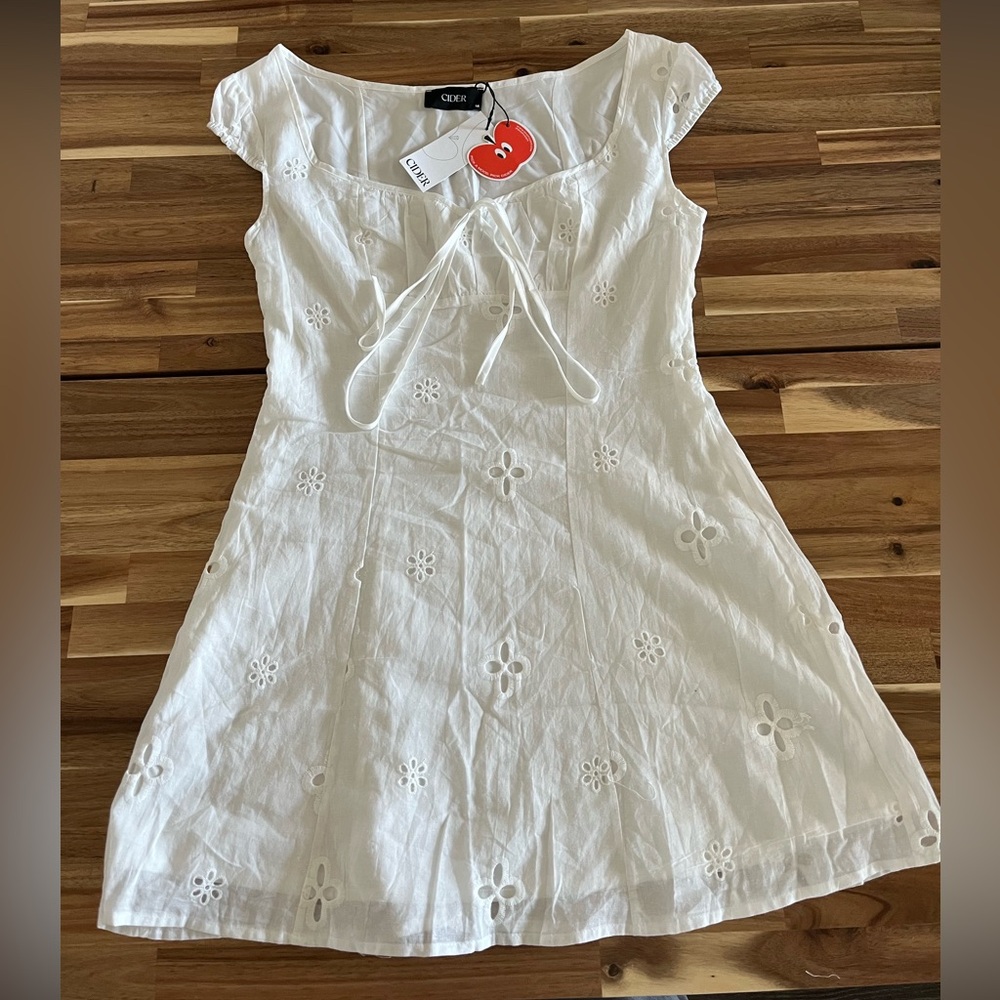 NWT Cider Dress Size M